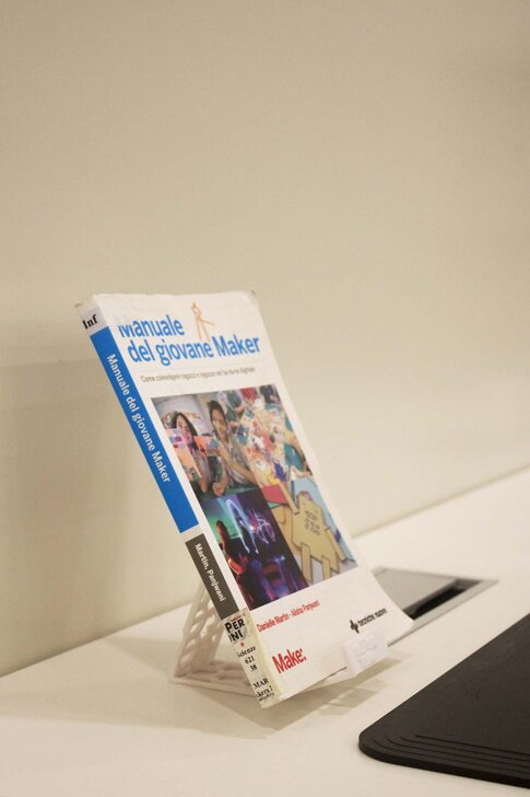 makerspace interior design, multifunctional space design, design spazi polifunzionali, laboratorio creativo il pertini cinisello, progettazione interni laboratorio creativo, design interni polifunzionali milano