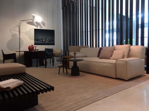 floriana pastore interior design, interior design studio milano, showroom interior designer, high-end showroom designer, luxury interior designer, villa interior designer, Dubai interior designer, italian interior designer, furniture showroom layout designer, furniture set layout designer, furniture showroom stylist