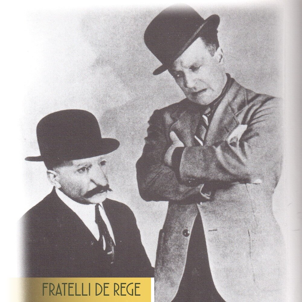 Piazza fratelli de Rege, formidabili quei comici