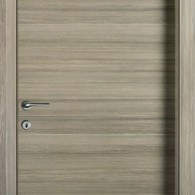 Larice Grigio Telaio R3/49 pioppo, Coprifilo retto da 7 e da 9, Cerniere a bilico, Serratura magnetica