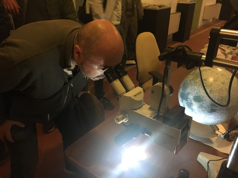 e1525445e2301f854ac7ef00e52e3b1d398d9c49