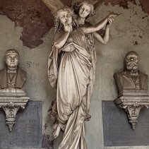 Cimitero Monumentale: il silenzio racconta