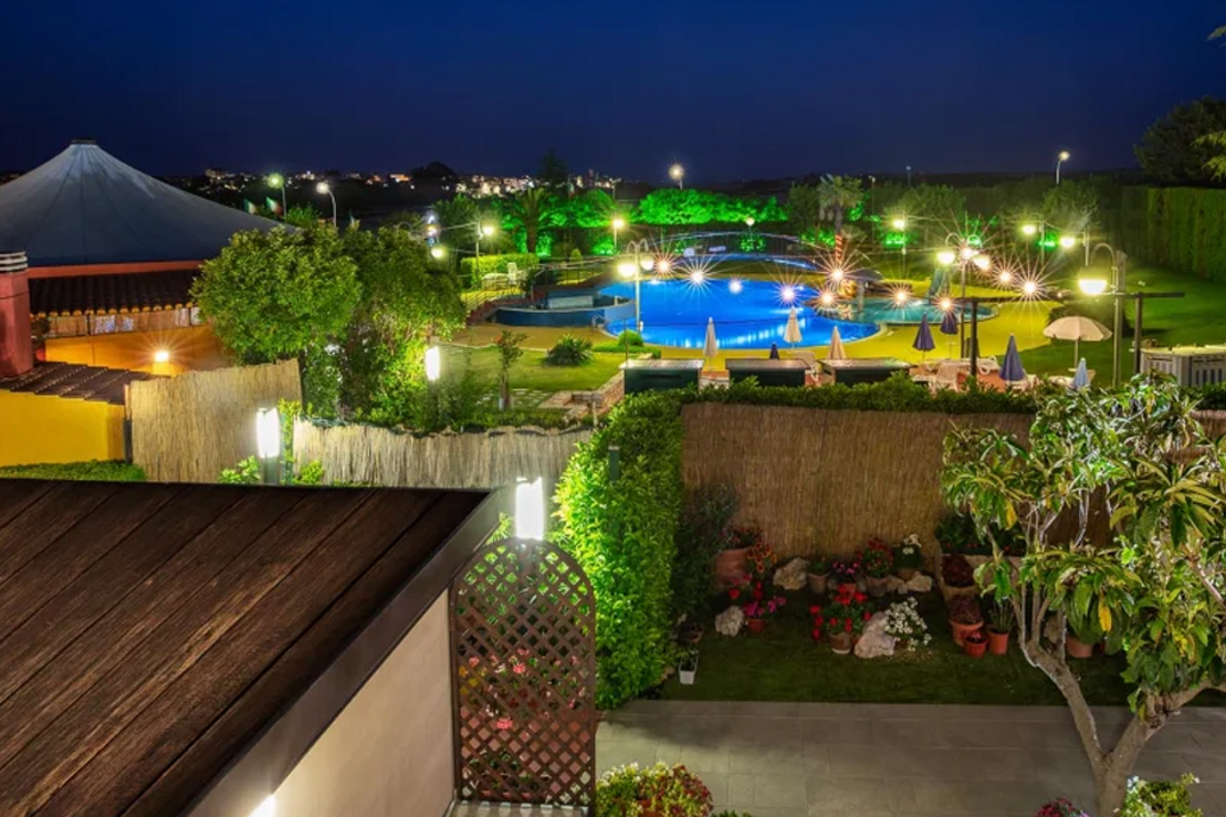 2f6cc13b-8834-4313-fff8dd3-f7b4dcfae4ea copia