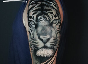 tigre tatuaggio ritratto realistico tattoo tiger