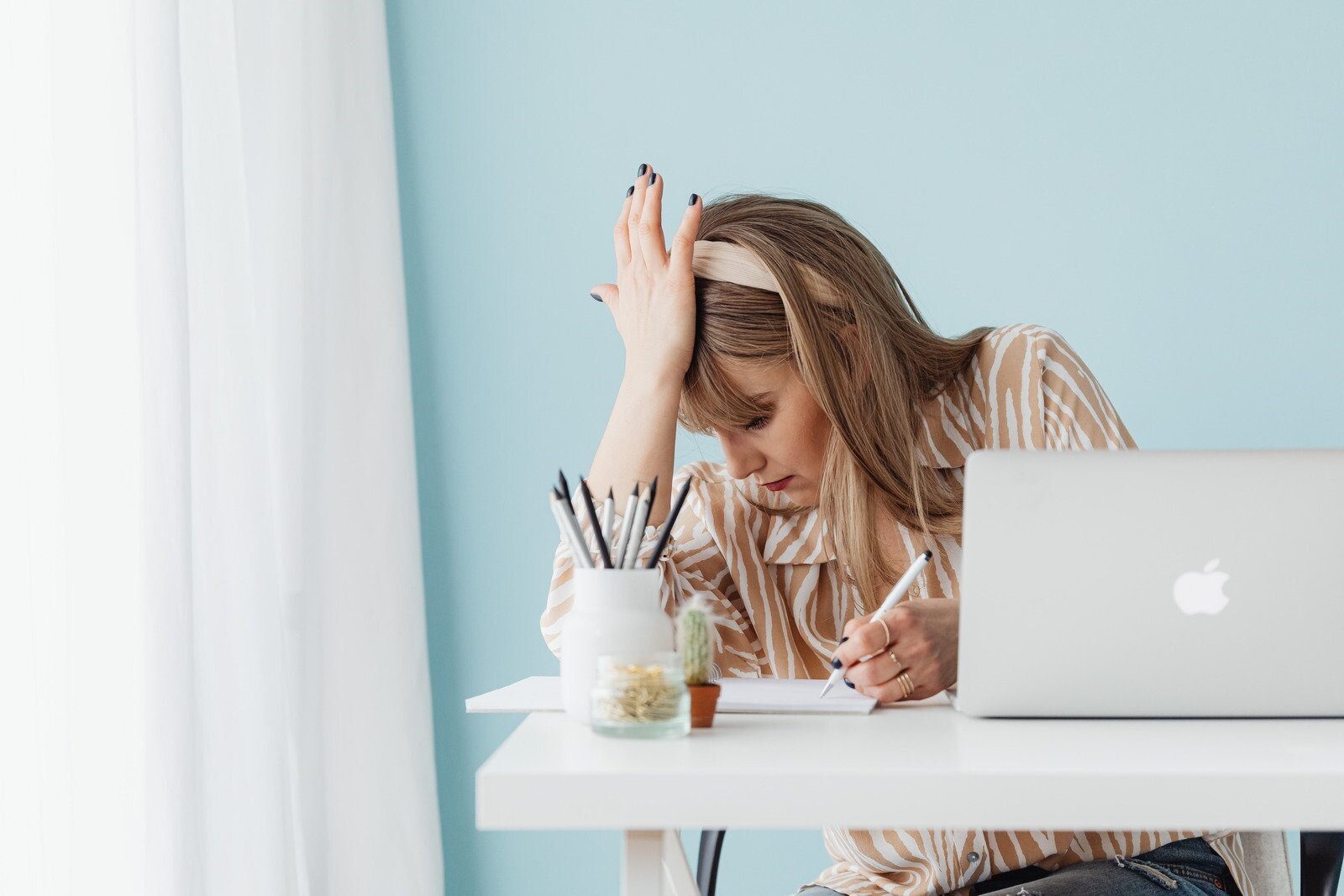 una imprenditrice in un momento di difficoltà