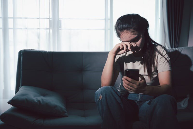 una donna mentalmente stanca