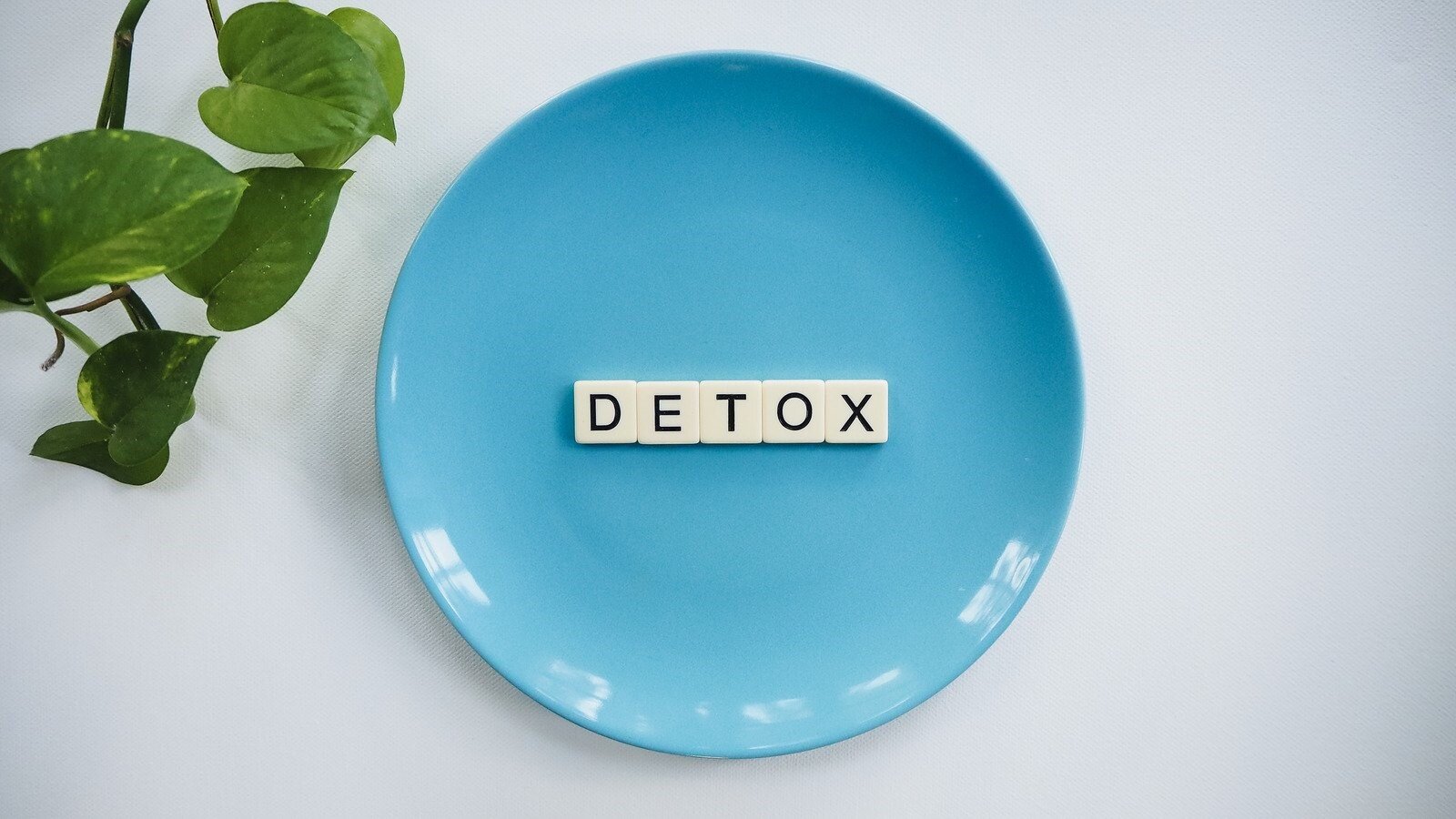 la scritta Detox