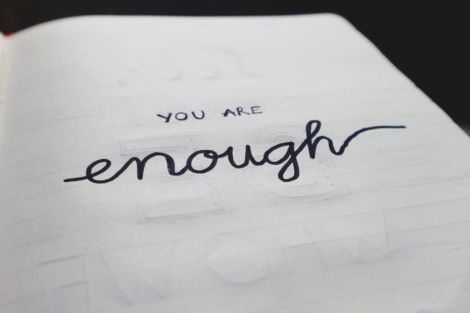 la scritta You are Enough