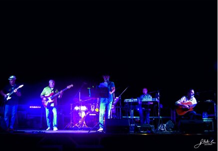 0b93e1a3c0aea211ec332c7fa2c49c61a23e24c8.jpeg 0b93e1a3c0aea211ec332c7fa2c49c61a23e24c8.jpeg