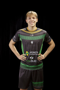 aaa_7224.jpeg aaa_7224.jpeg