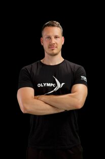 monari.jpeg monari.jpeg