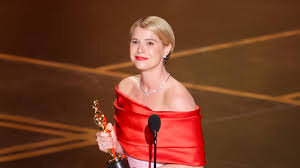 Cinema: Oscar come miglior attrice protagonista a Jessie Buckley