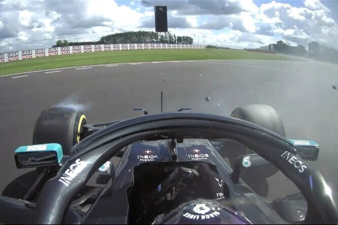 Formula 1 - GP Gran Bretagna 2020: Lewis Hamilton vince anche con la gomma forata