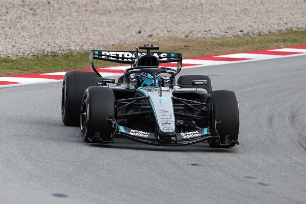 mercedes-russell-test-barcellona-f1-2026-1024x682.jpeg mercedes-russell-test-barcellona-f1-2026-1024x682.jpeg