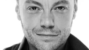 Tiziano Ferro si è sposato con il compagno Victor Tiziano Ferro si è sposato con il compagno Victor