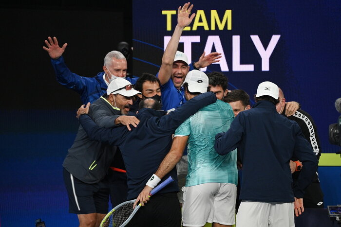 Tennis - ATP Cup: Italia batte la Spagna e va in finale Tennis - ATP Cup: Italia batte la Spagna e va in finale