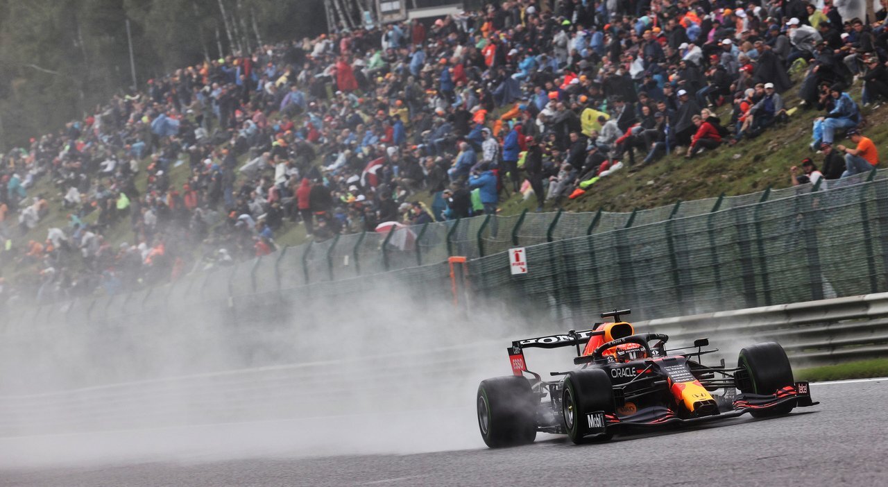 Formula 1 - GP Belgio 2021: Pole per Verstappen davanti a Russell