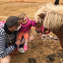 b4e7b6ac-ff3a-4c5c-8061-64dffaec78b6 b4e7b6ac-ff3a-4c5c-8061-64dffaec78b6