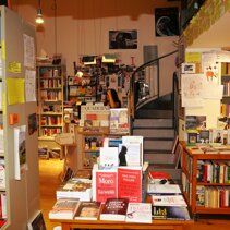 Interno della libreria Hellisbook