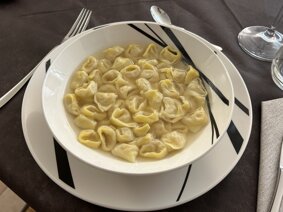 2005d2495d337630ccb02e8dacb8293ade2dfbf3