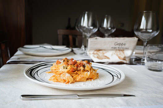 tagliatelle al ragù di verdure da geppe.jpeg