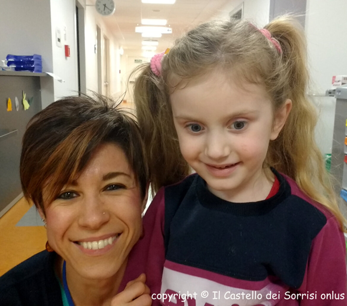 si esce dall'ospedale ... grazie dottoressa !!! si esce dall'ospedale ... grazie dottoressa !!!