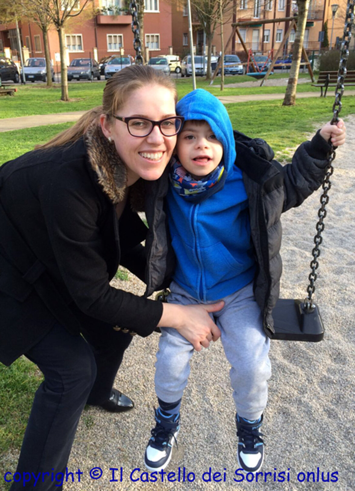 al parco giochi, ed è subito festa !!! al parco giochi, ed è subito festa !!!