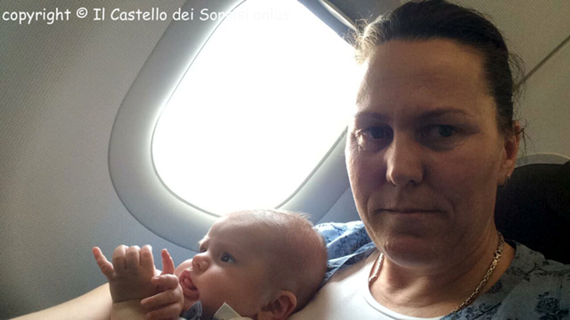 - tutta la concentrazione nel selfie in volo !!! - tutta la concentrazione nel selfie in volo !!!