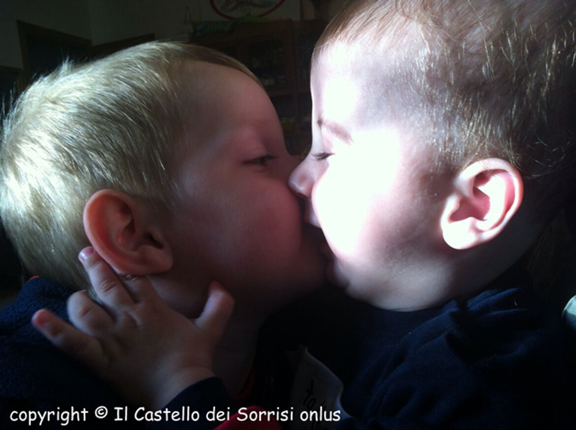 con Diart, compagno di giochi in Casetta con Diart, compagno di giochi in Casetta