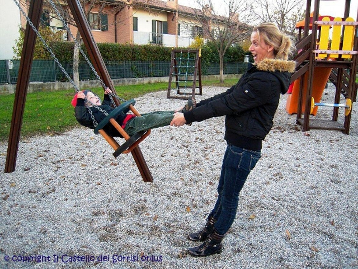 in allegria al parco giochi in allegria al parco giochi