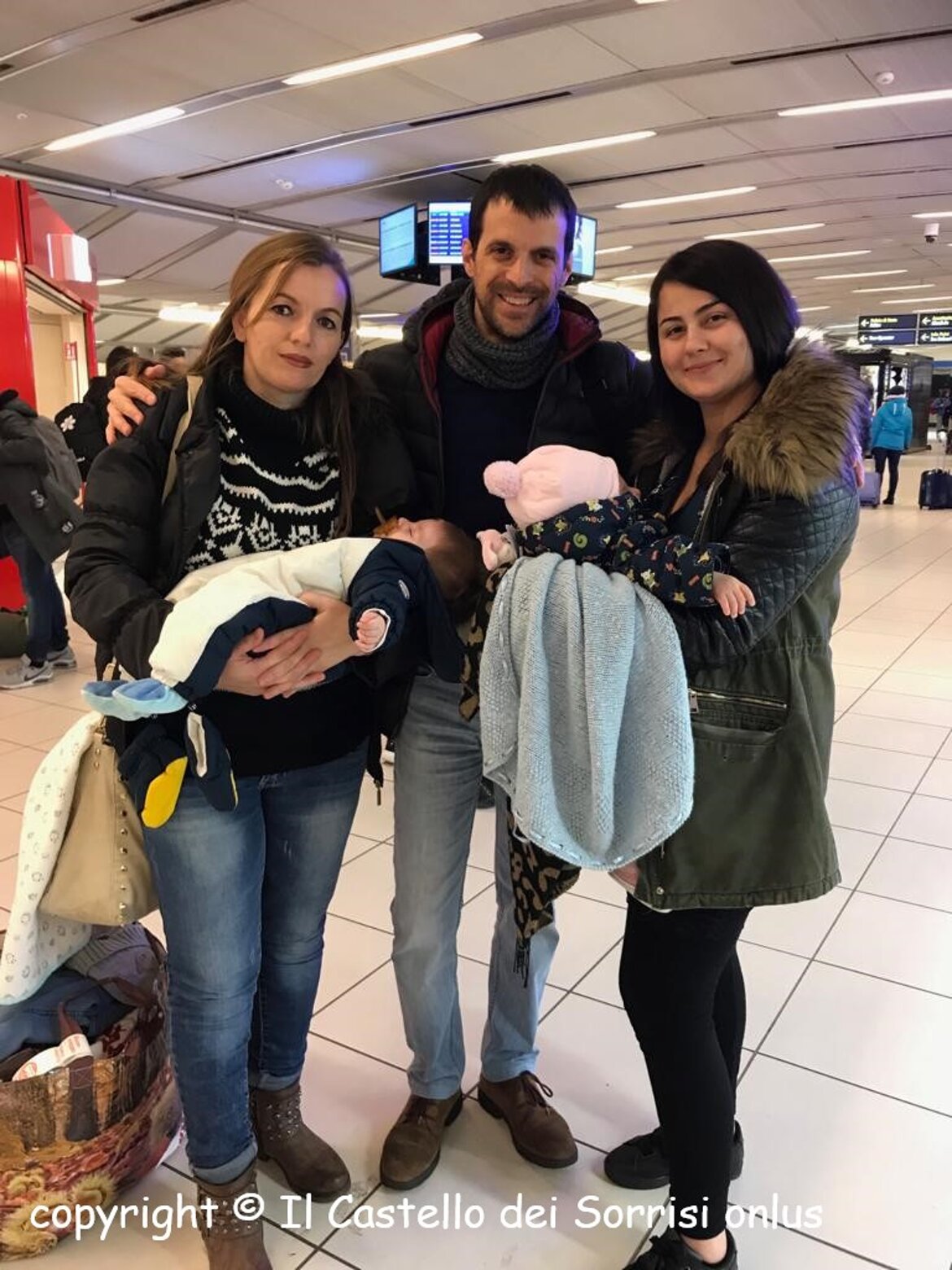 verso casa con Noel e mamma Majlinda !!! verso casa con Noel e mamma Majlinda !!!