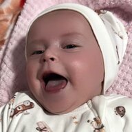 muharemi ajka - foto1.jpeg