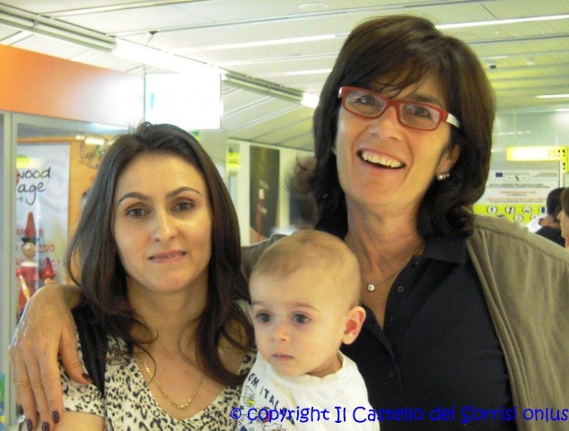 in aeroporto, il saluto di Mariapaola