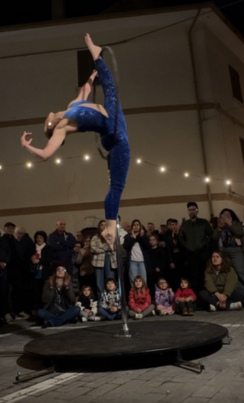 duo thalia performer