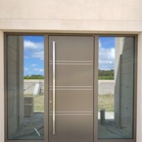 HF410 Porta di ingresso Internorm in legno allumino