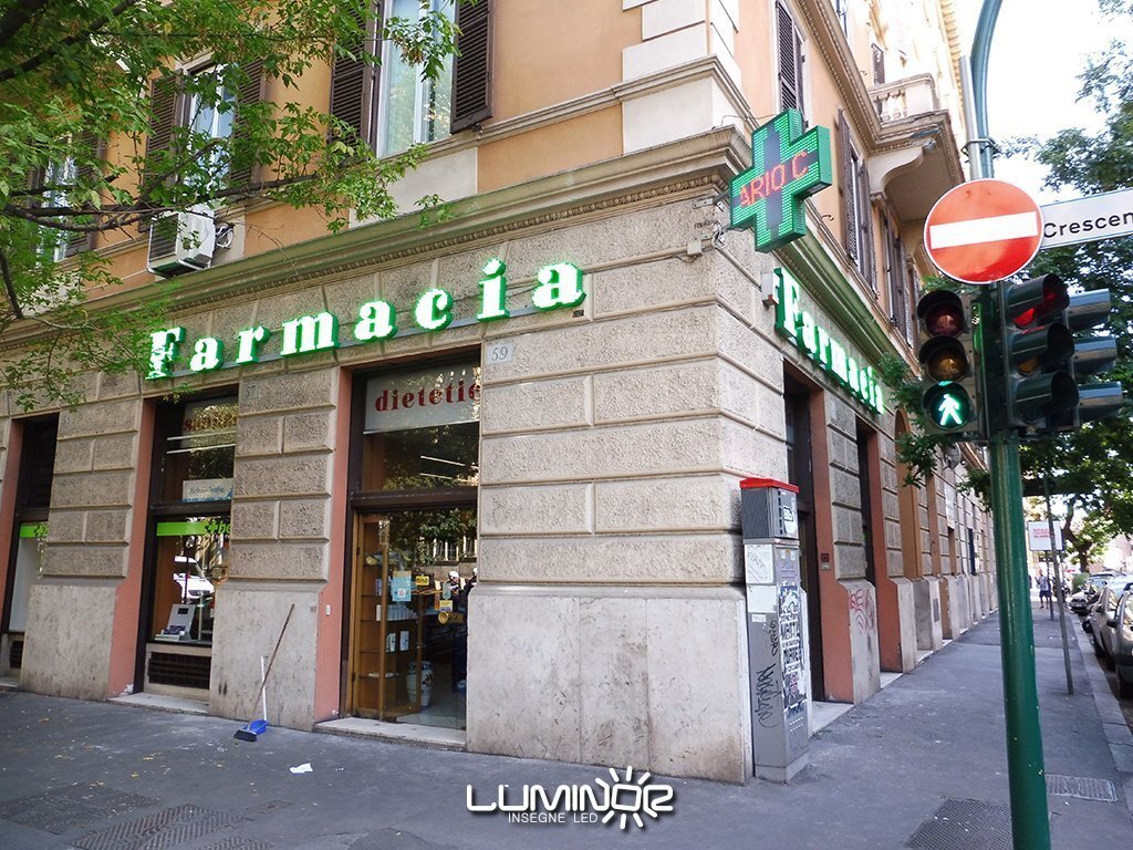 Farmacia del Dott. Guido Nanni - Insegna luminosa a lettere singole