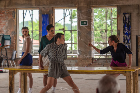 e901bcff27e27a612269bb37cebbb7b2964af4cd.jpeg e901bcff27e27a612269bb37cebbb7b2964af4cd.jpeg