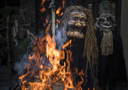 5ec16aa0fb8401e0e9c8d8940c4e4a9e5811892d