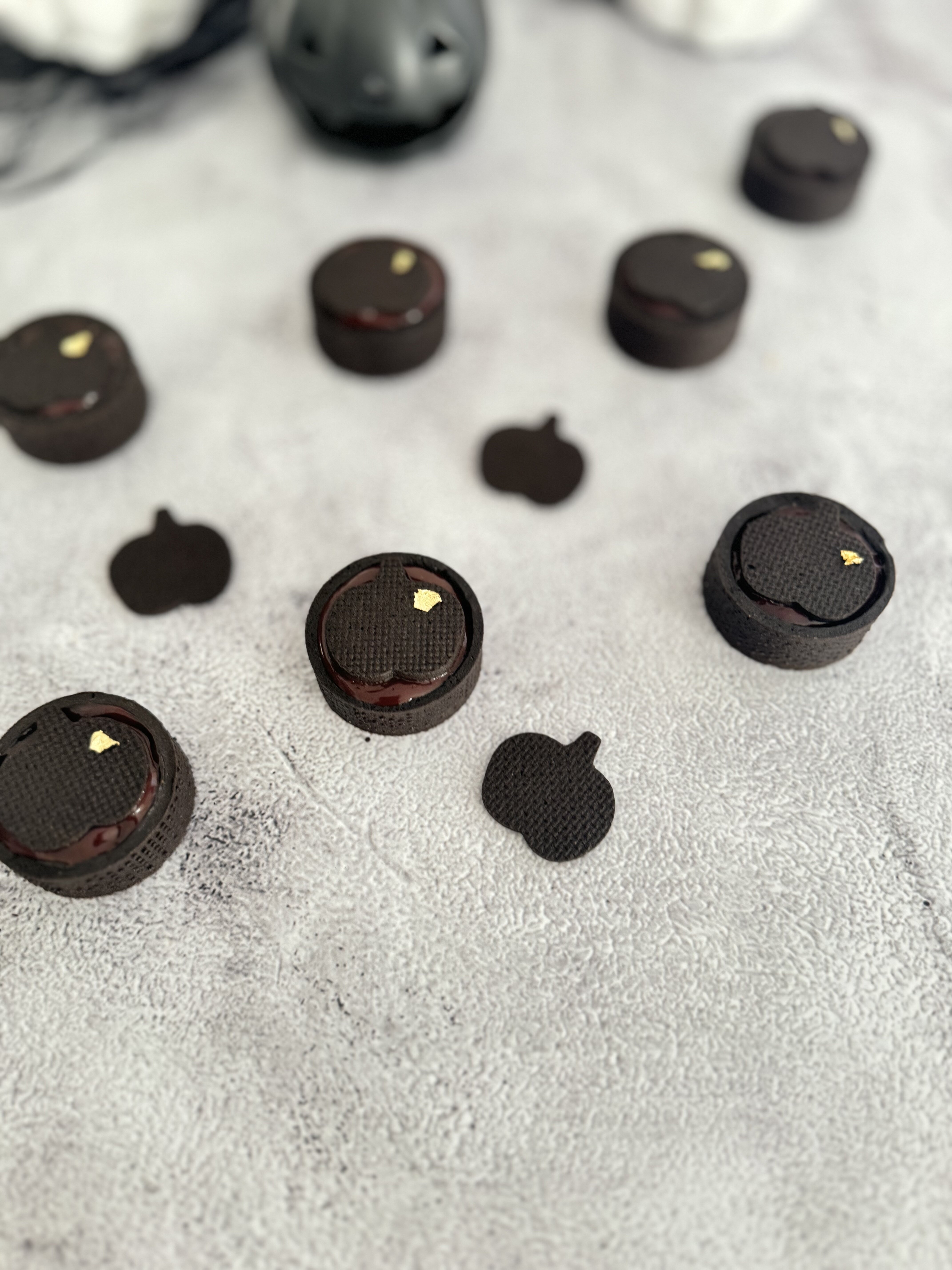 Mini crostatine al cioccolato e lamponi