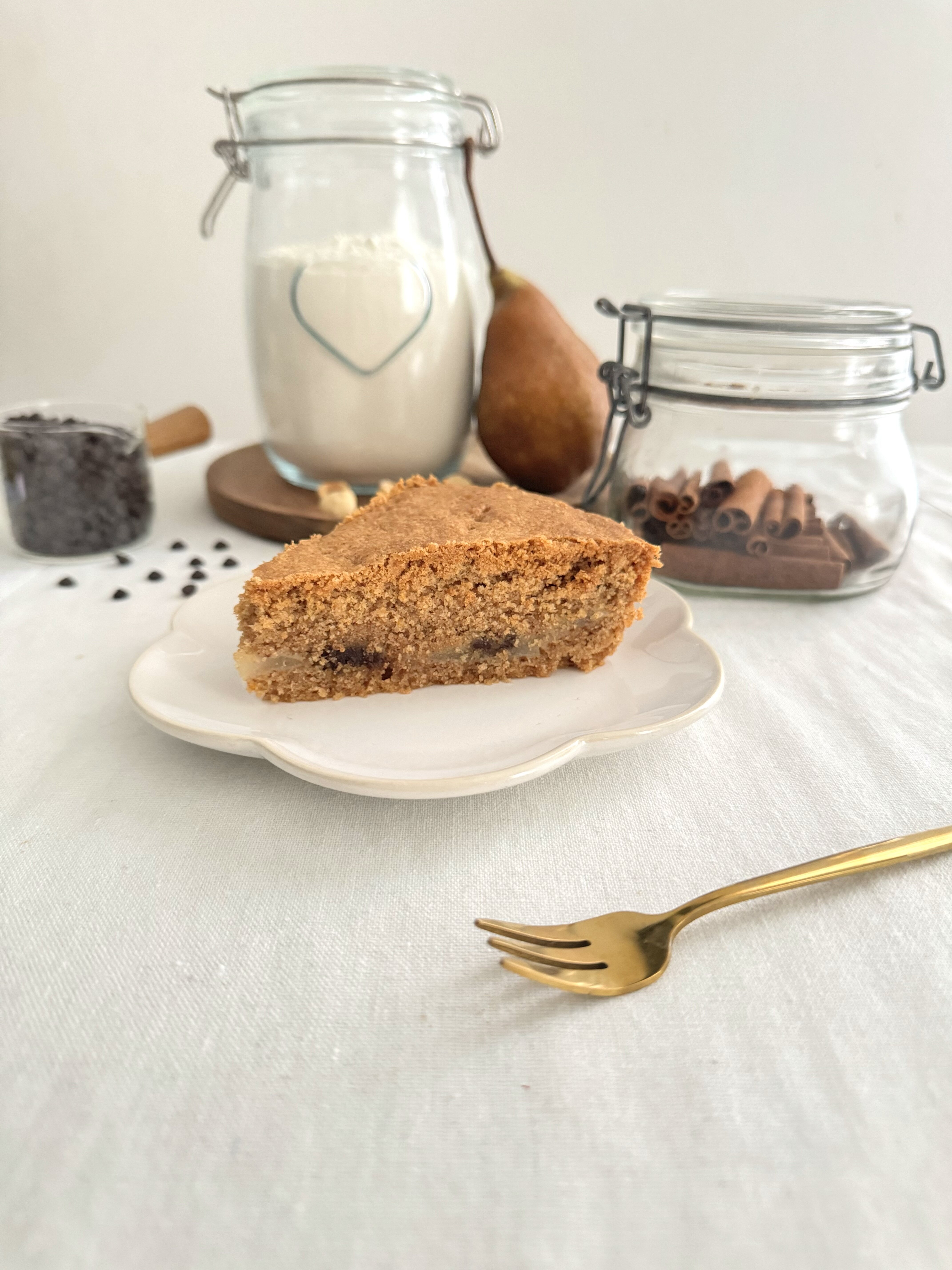 Torta nocciole tostate e pere
