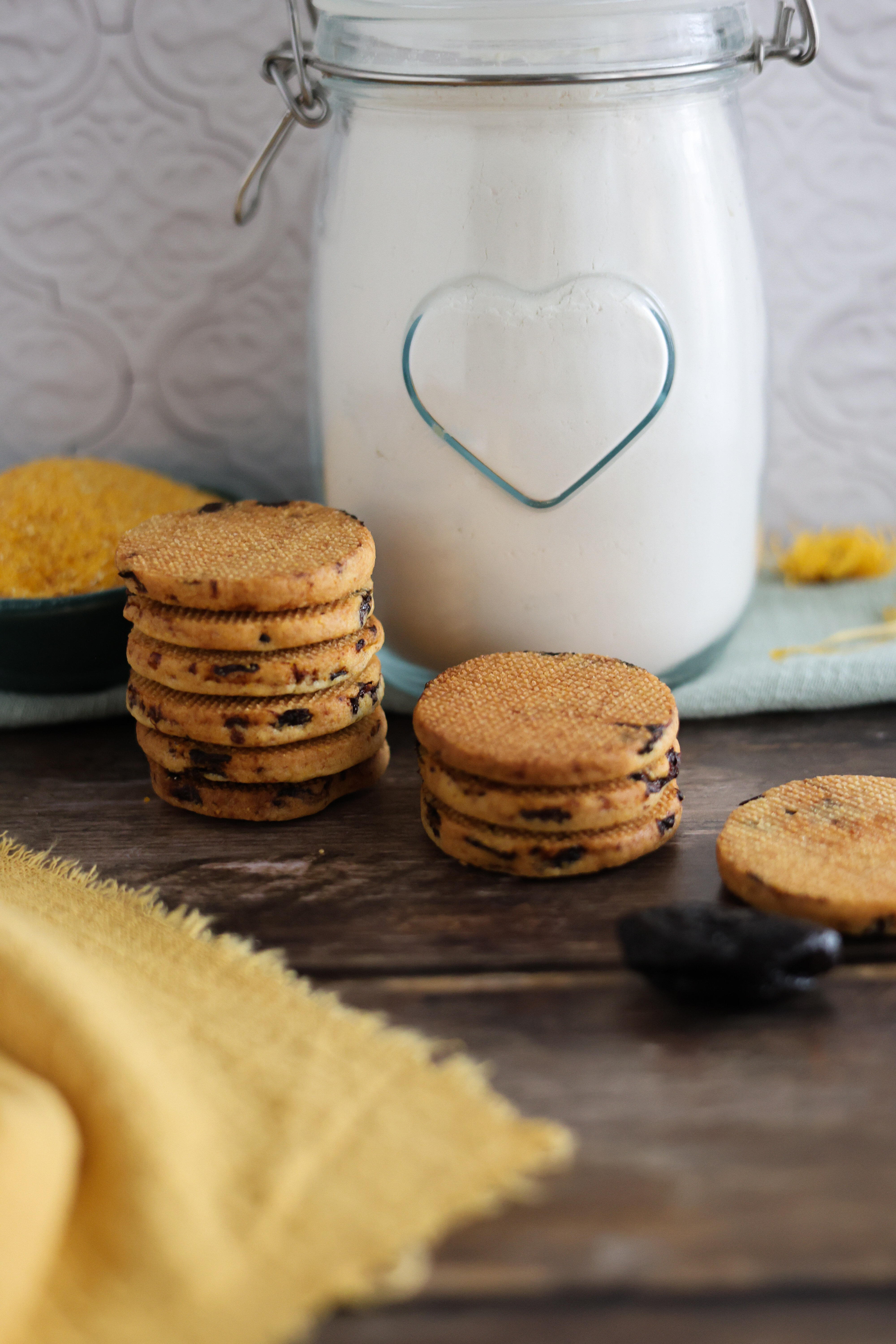 Biscotti di mais e prugne