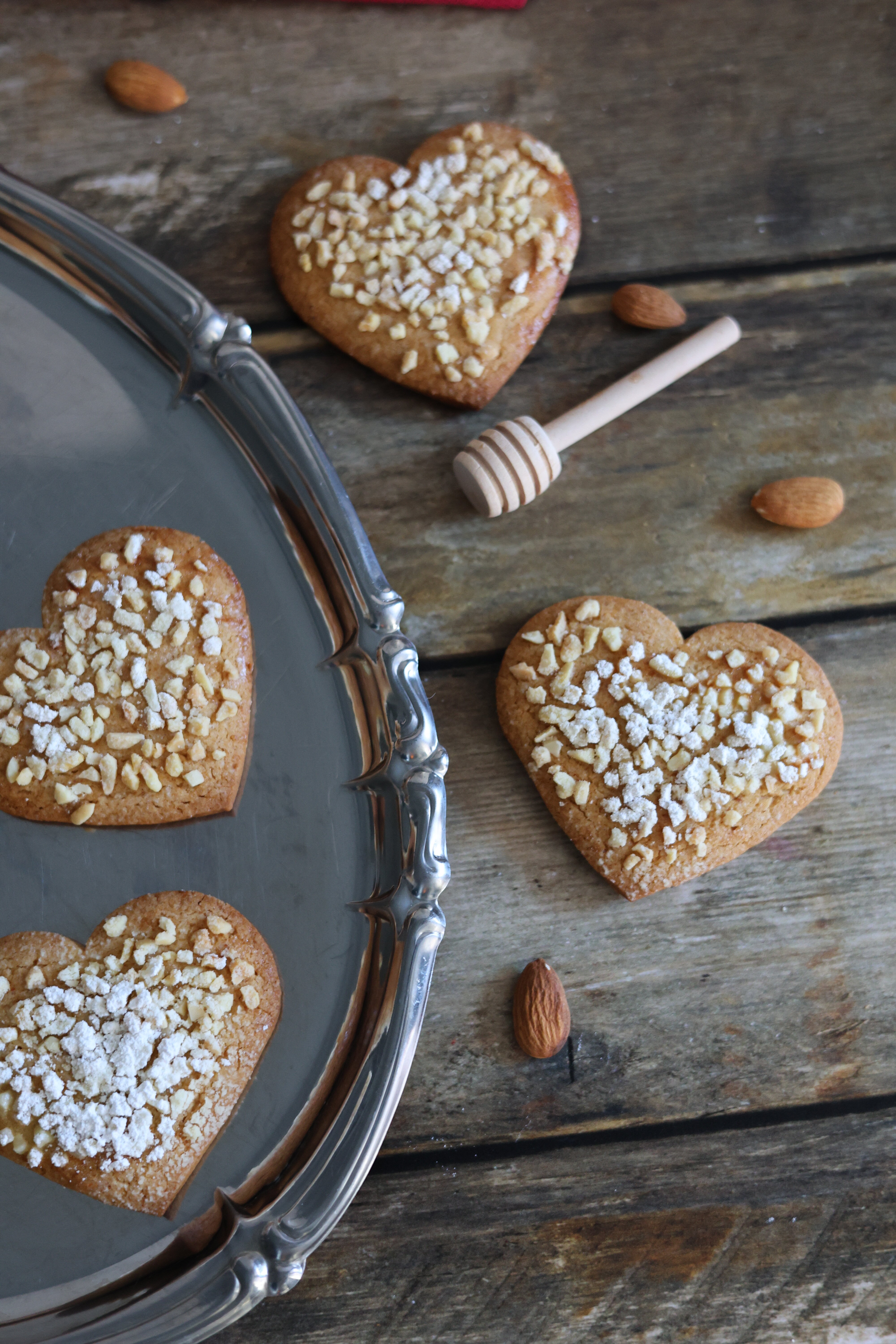 miele, mandorle, granella