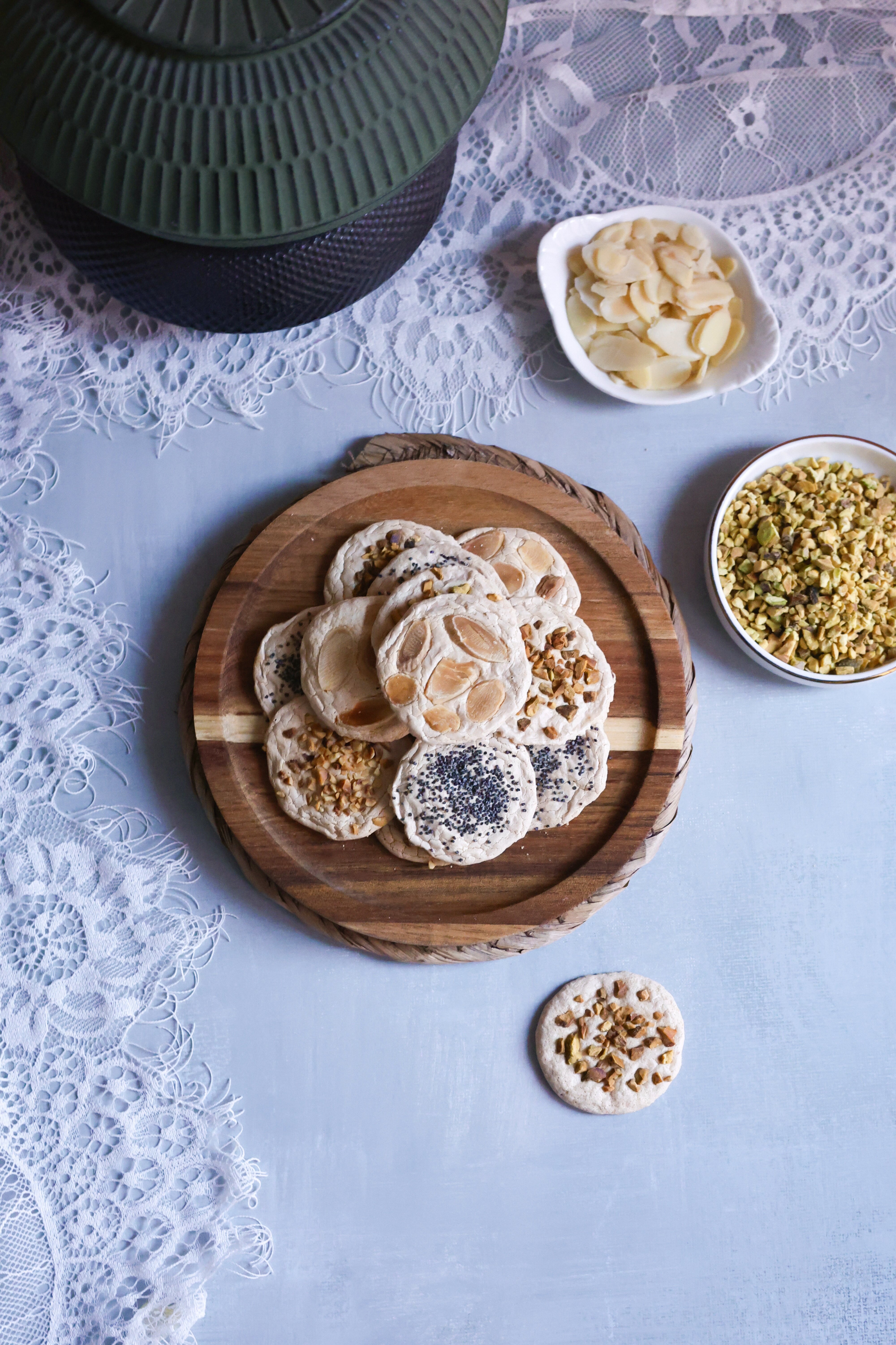 Cialde croccanti cialde, cialdine, frutta secca, semi