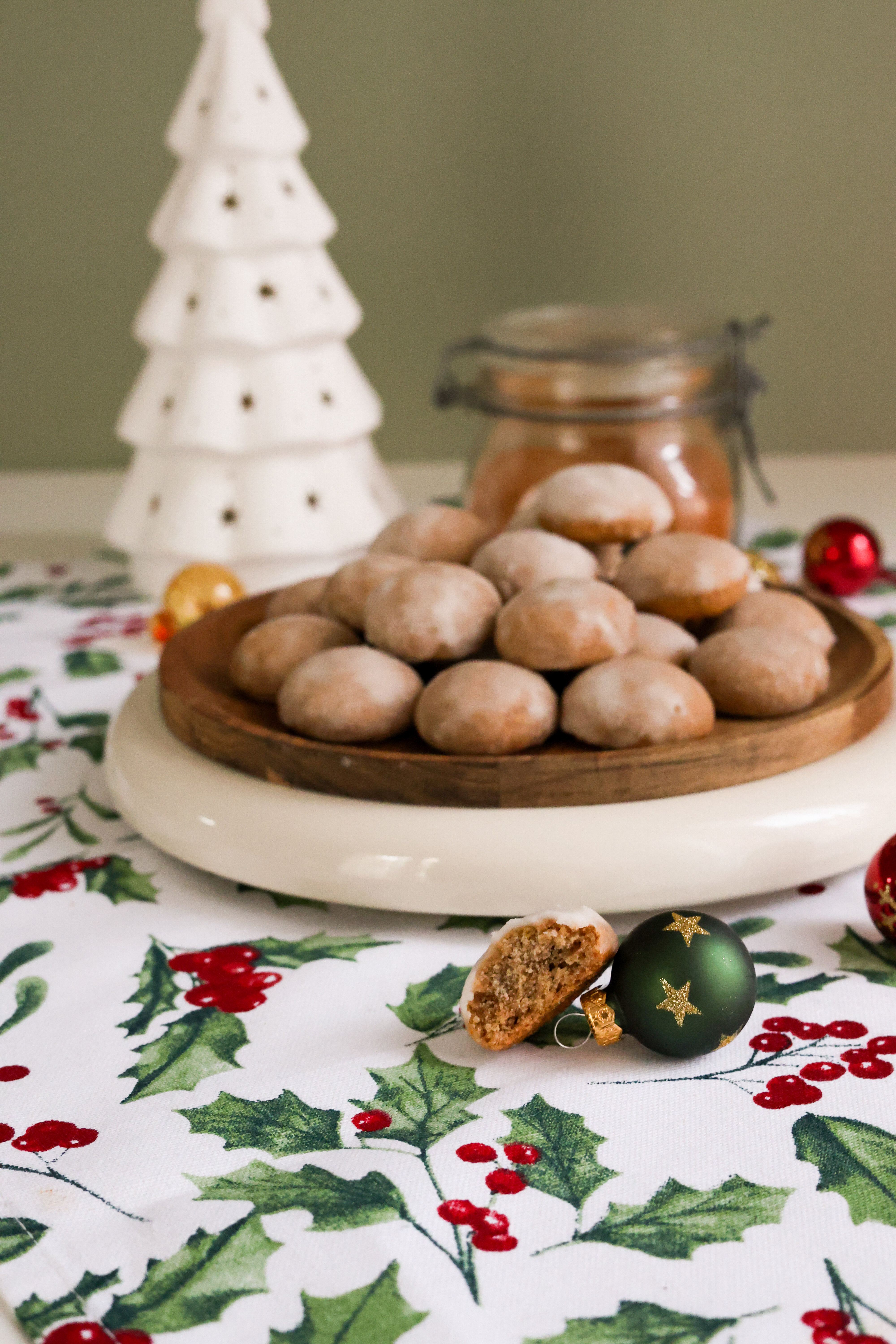 cannella, noce moscata, cardamomo, chiodi di garofano