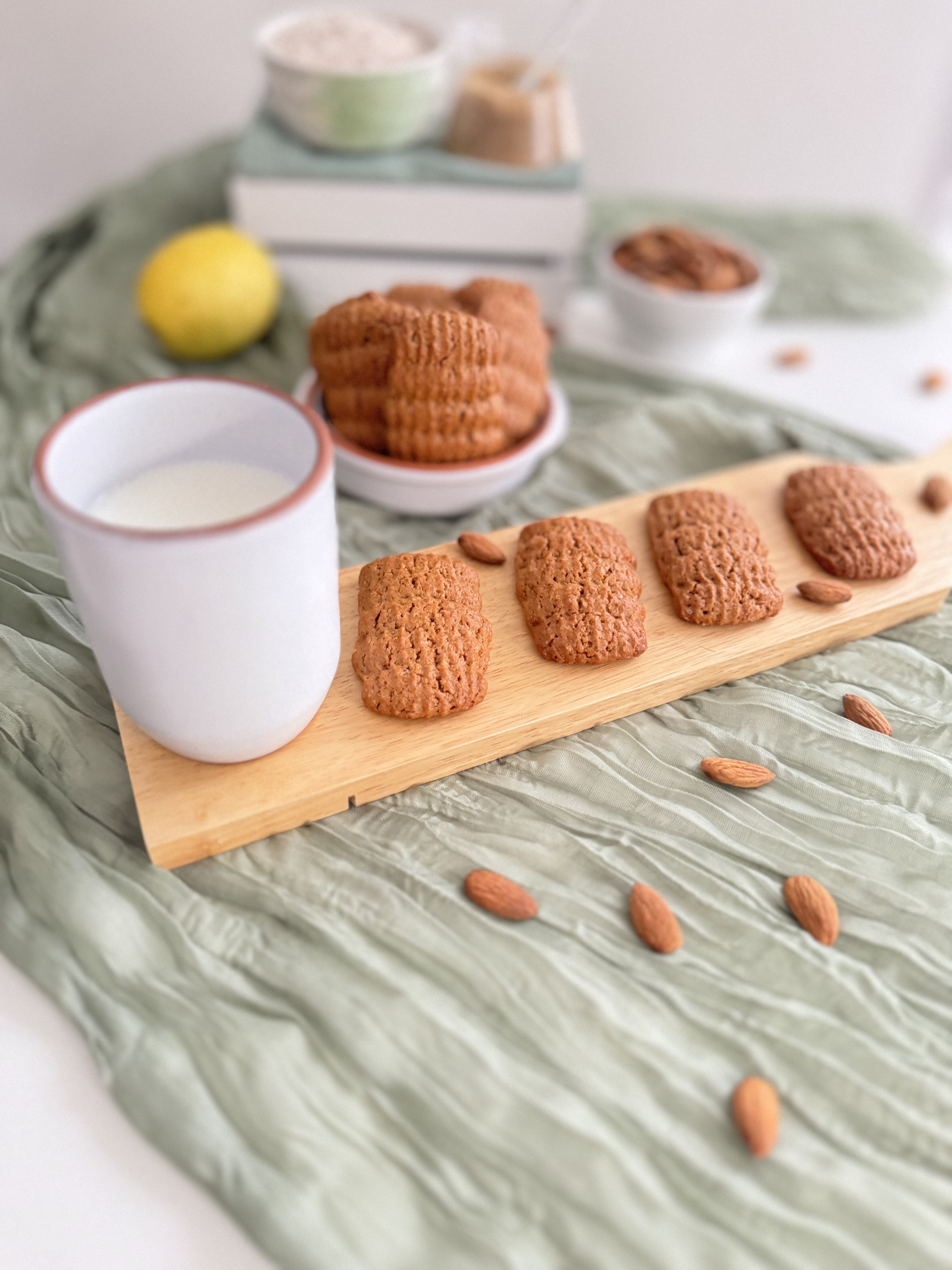 Biscotti semi-integrali alle mandorle
