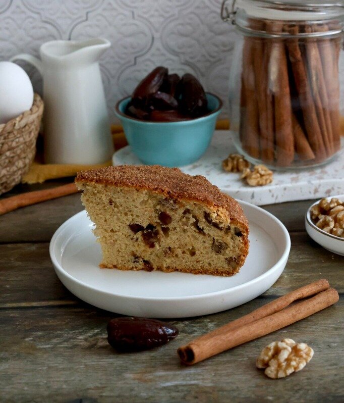 torta alle noci, torta ai datteri, torta con cannella