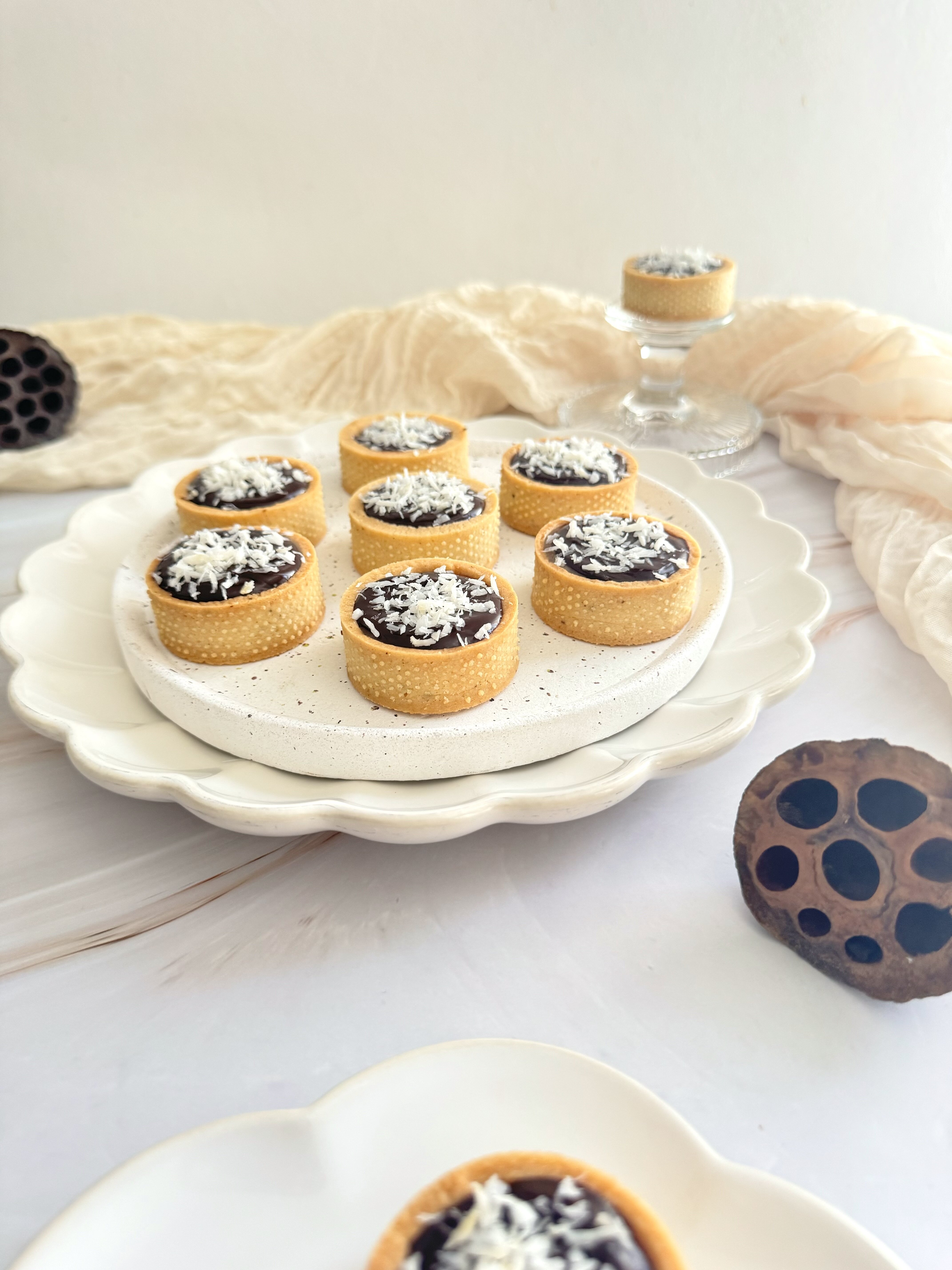 Mini tarte cocco, caramello salato e cioccolato