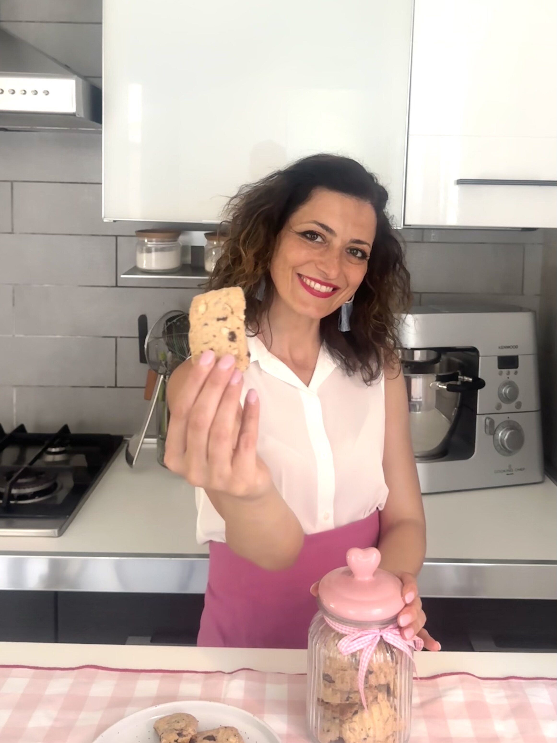 Biscotti rustici nocciole e cioccolato