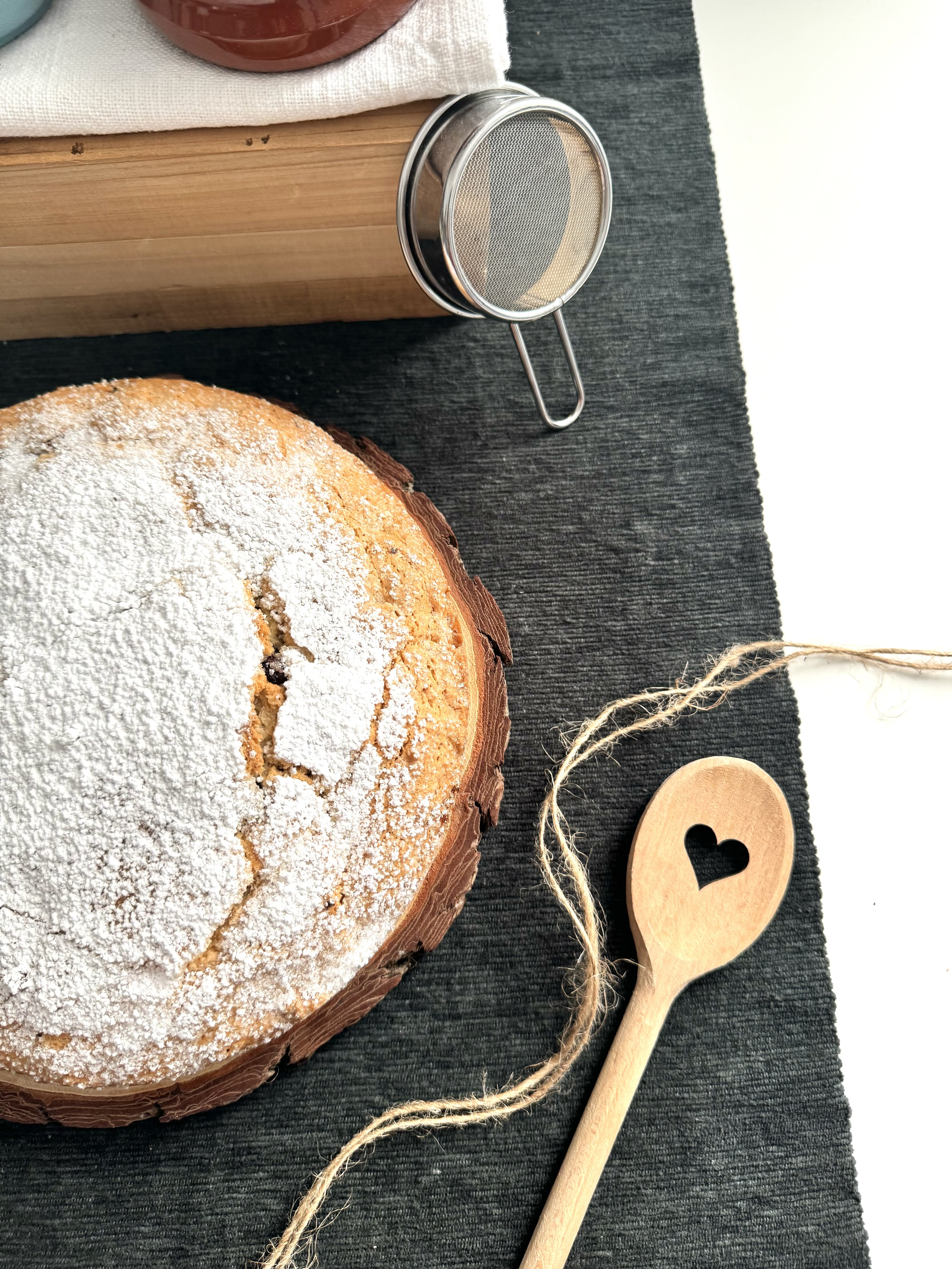 Torta biscotto allo yogurt e cioccolato