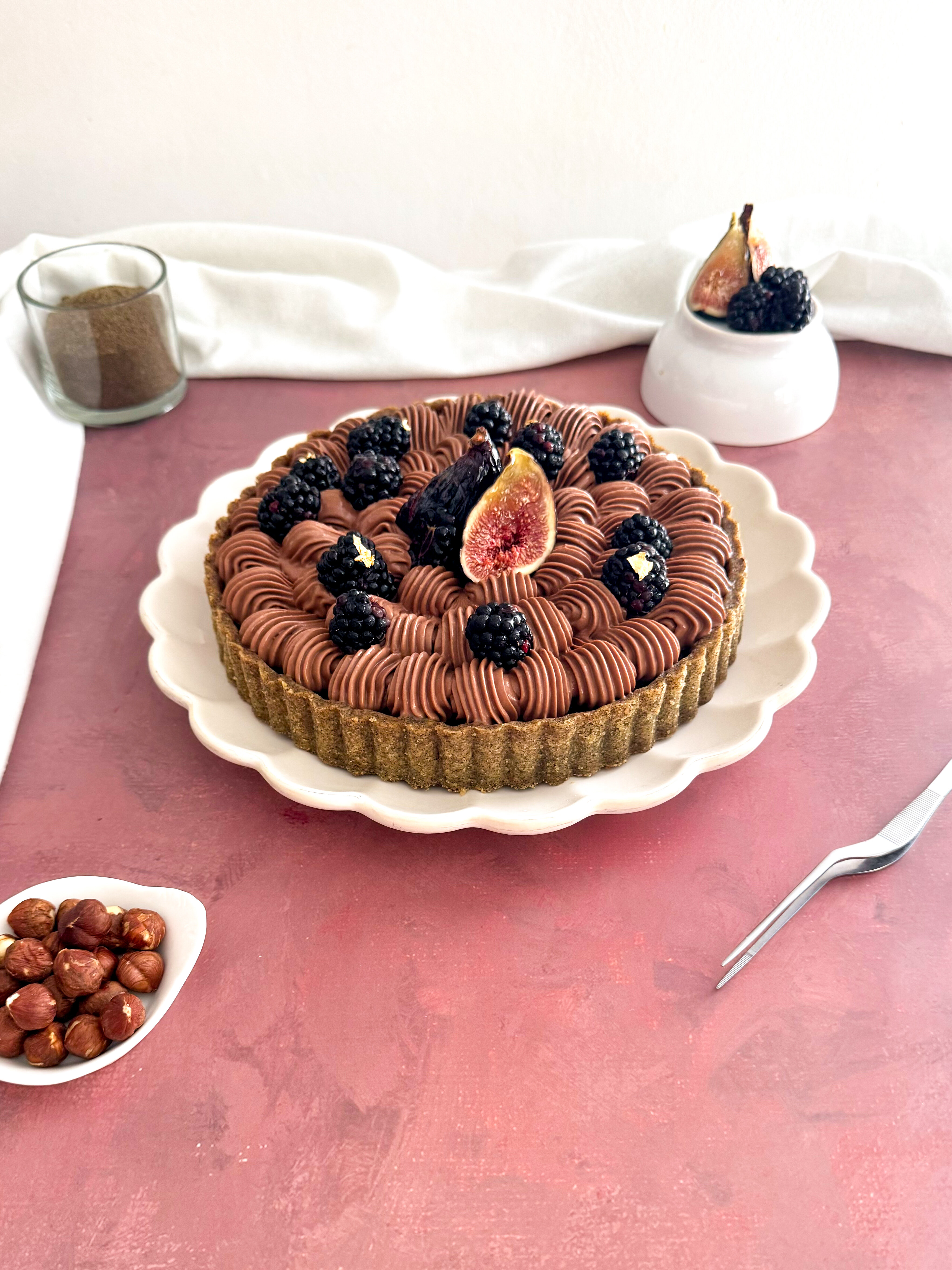 Crostata alla canapa, fichi e more crostata alla canapa, crostata ai fichi, crostata alle more